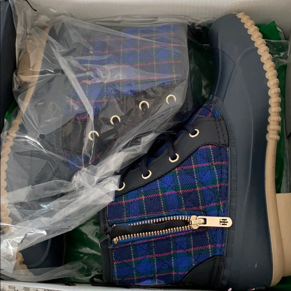 Tommy Hilfiger rain boots